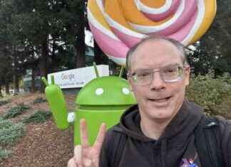 Tech Giants Criticized by Epic Games CEO for Aligning with Donald Trump tech-giants-criticized-by-epic-games-ceo-for-aligning-with-donald-trump