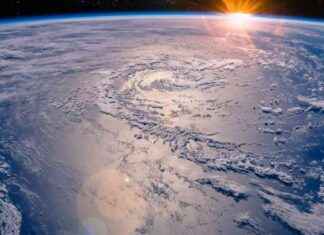 Mysterious New Island Emerges, Spewing Fire mysterious-new-sland-emerges-spewing-fire