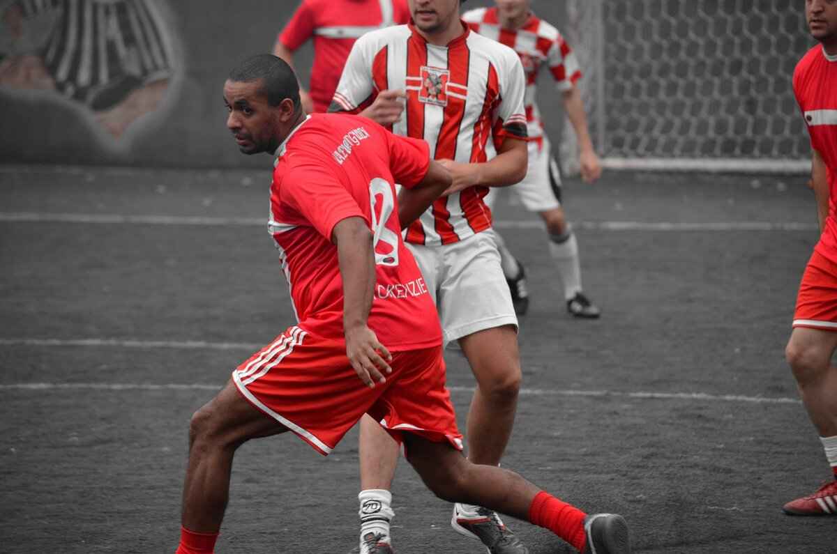 6 Signs Your Kid Should Quit a Sport & When to Encourage Them 5 When to Encourage Them to Stay