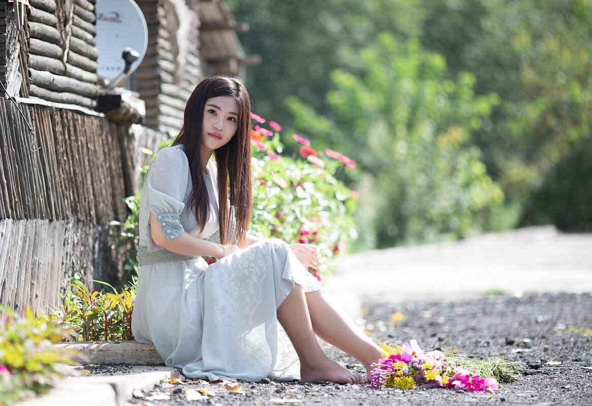 What Are Some Popular Dairy-Free Asian Dishes?