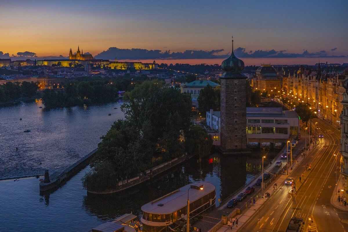 Why Choose Street Food Cooking Classes?