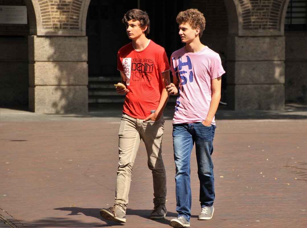 Competitive Strategies for Using Abra