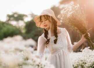 Behind the Scenes: Real Asian Massage Parlor Stories Behind the Scenes: Real Asian Massage Parlor Stories