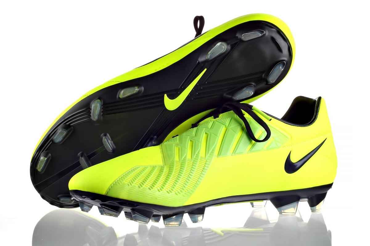 Bridge Clues: How This Strategy Is Used in Football Playmaking 1 What Are Bridge Clues in Football?