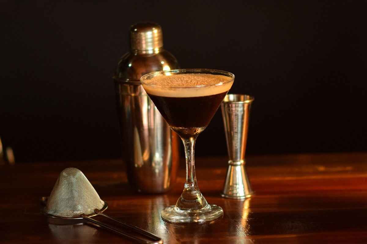 Burnetts: Best Flavors and How to Make Great Cocktails with It 9 Exploring Seasonal Cocktails with Burnetts
