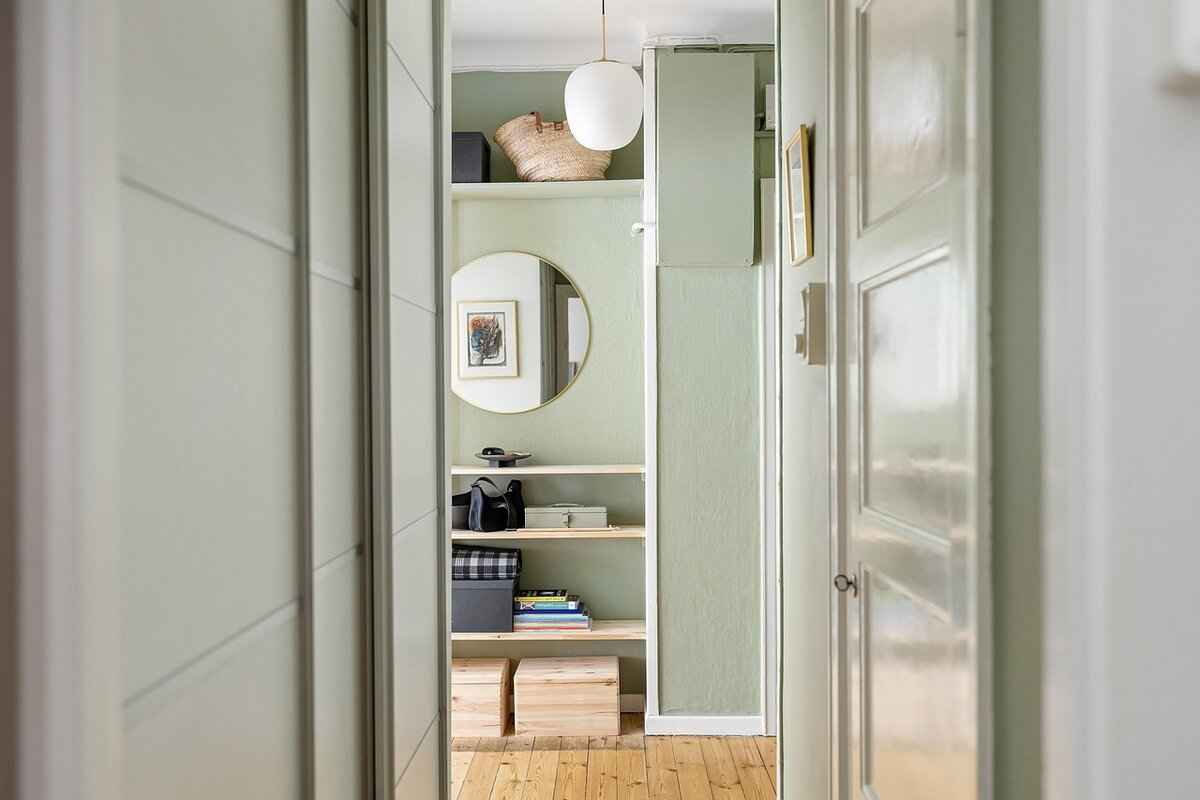 Can Foreigners Buy Property in the U.S.? 2 Types of Properties Foreigners Can Buy