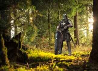 Change Windshield Wipers in 3 Simple Steps Change Windshield Wipers in 3 Simple Steps