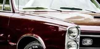 Changing Out Windshield Wipers: What You Need to Know Changing Out Windshield Wipers: What You Need to Know