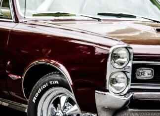 Changing Out Windshield Wipers: What You Need to Know Changing Out Windshield Wipers: What You Need to Know