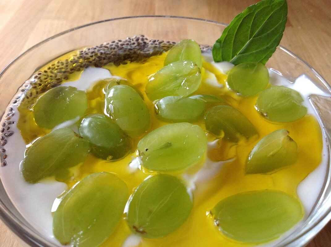 Chia Seeds Pudding: How to Make This Healthy & Tasty Dessert 5 Sweetening Your Chia Seeds Pudding