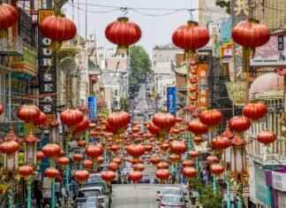 Chinatown Hawker Leftovers Consumption: The Reality Behind Food Waste Chinatown Hawker Leftovers Consumption: The Reality Behind Food Waste