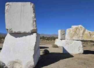 Desert X 2025: Standouts of Modern Stonehenge in Desert Hot Springs desert-x-2025-standouts-of-modern-stonehenge-in-desert-hot-springs