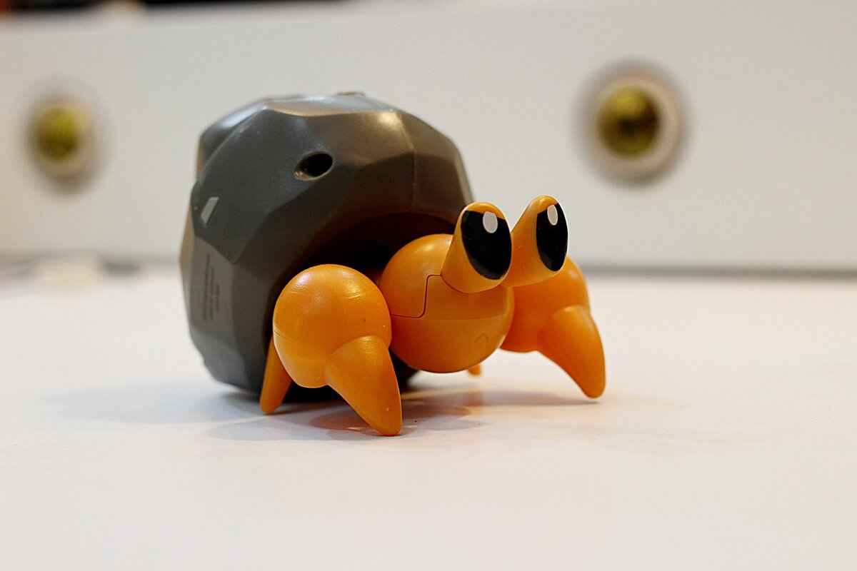 Evolution of Dwebble: From Dwebble to Crustle