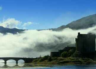 Easy A Emma Stone: Why This Movie Catapulted Her Into Stardom Easy A Emma Stone: Why This Movie Catapulted Her Into Stardom