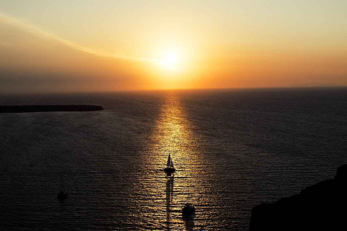 Eva Green’s Favorite Travel Destinations: Where She Loves to Escape 11 11. Santorini: A Slice of Paradise