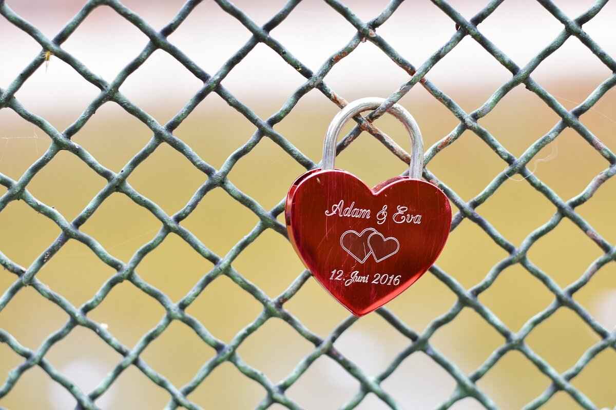 Eva Green's Love for the Unconventional