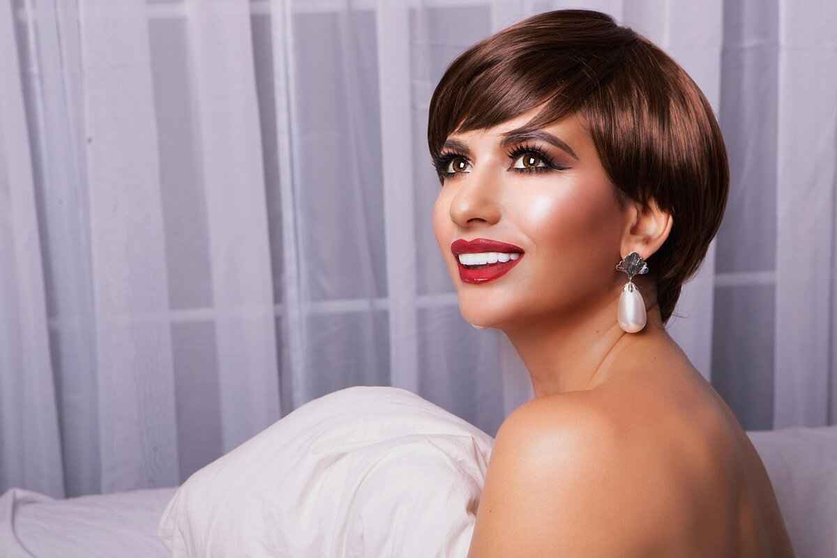 The Allure of Brunette