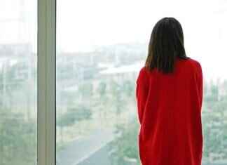 Fall Wardrobe Essentials: How to Transition Your Slip Dress Fall Wardrobe Essentials: How to Transition Your Slip Dress