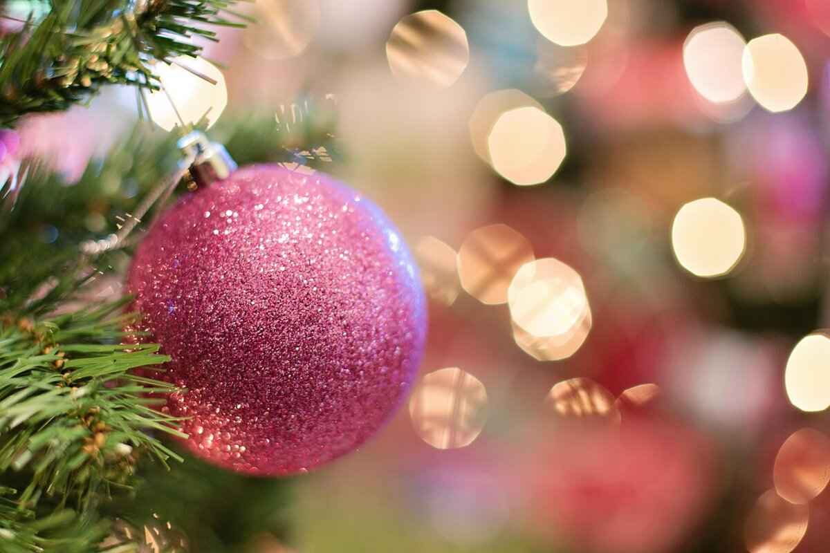 Filipino Christmas Feast: What’s on a Noche Buena Table? 5 What Cultural Significance Does Noche Buena Hold?
