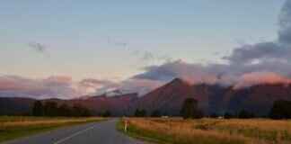 FintechZoom.io vs. Bloomberg: Which Platform is Better for Financial News? FintechZoom vs. Bloomberg: Which Platform is Better for Financial News?