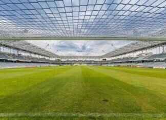 Football Superstitions: Do Clear Crystal Balls Predict Game Outcomes? Football Superstitions: Do Clear Crystal Balls Predict Game Outcomes?