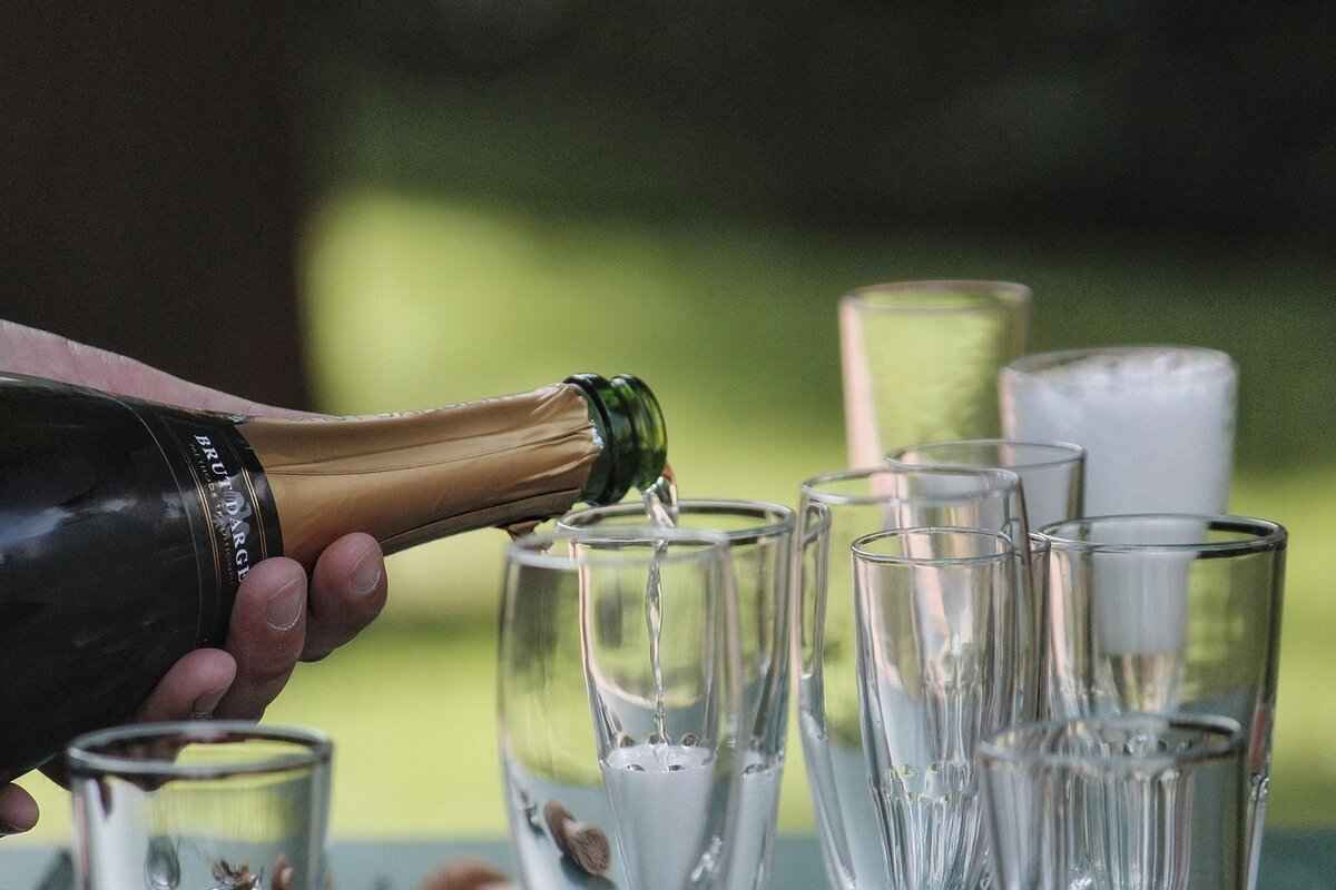 How Does Gambino Sparkling Wine Taste?