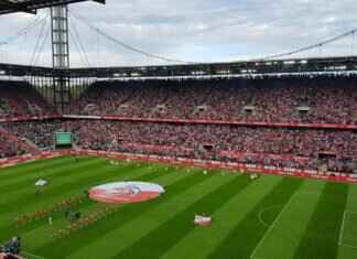 Gold Spurs: The Rare and Valuable Football Memorabilia Gold Spurs: The Rare and Valuable Football Memorabilia