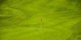 Golf Quarter Zip Pullovers: The Best Styles for Every Golfer Golf Quarter Zip Pullovers: The Best Styles for Every Golfer