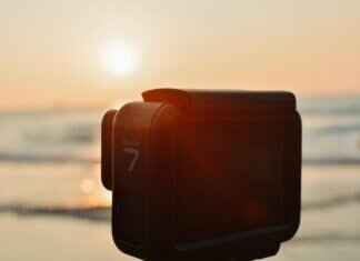 GoPro vs. Smartphone Camera: Do You Really Need an Action Cam? GoPro vs. Smartphone Camera: Do You Really Need an Action Cam?