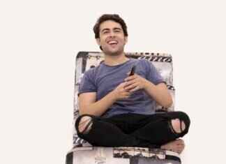 How Celebrities Style Slip Dresses for Cozy Yet Glamorous Home Looks How Celebrities Style Slip Dresses for Cozy Yet Glamorous Home Looks