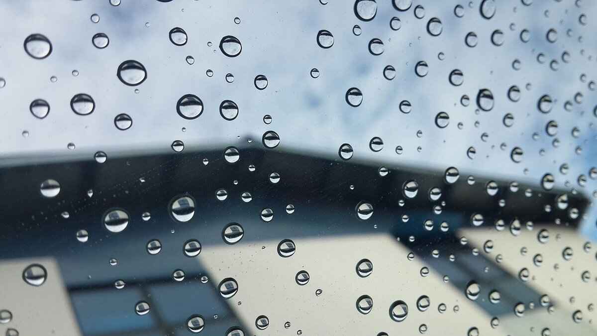 What Are the Common Controls for Windshield Wipers?