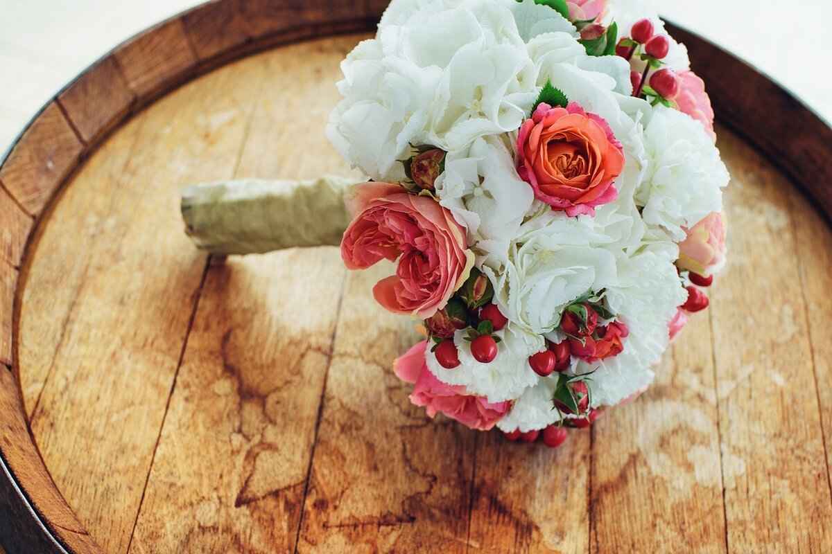 How Food is Used in Traditional Japanese & Korean Weddings 2 What Are the Signature Dishes of Japanese Wedding Cuisine?