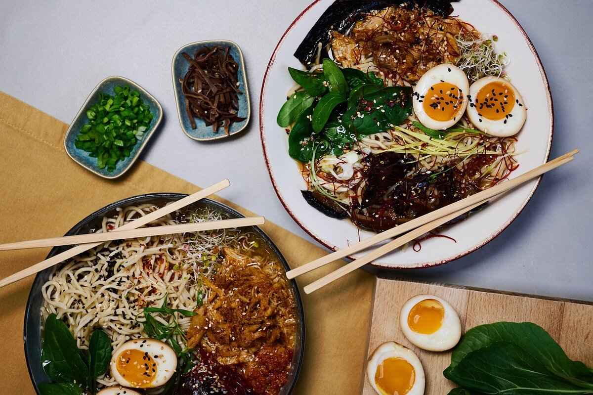 How Food Unites Communities in Asian Cultural Festivals 2 What Types of Dishes Are Featured in Asian Festivals?