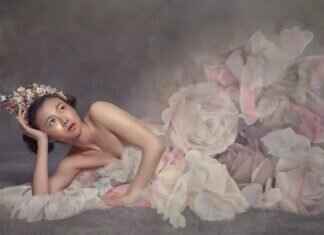 How J.Lo Masters the Art of the Perfect Slip Dress Look How J.Lo Masters the Art of the Perfect Slip Dress Look