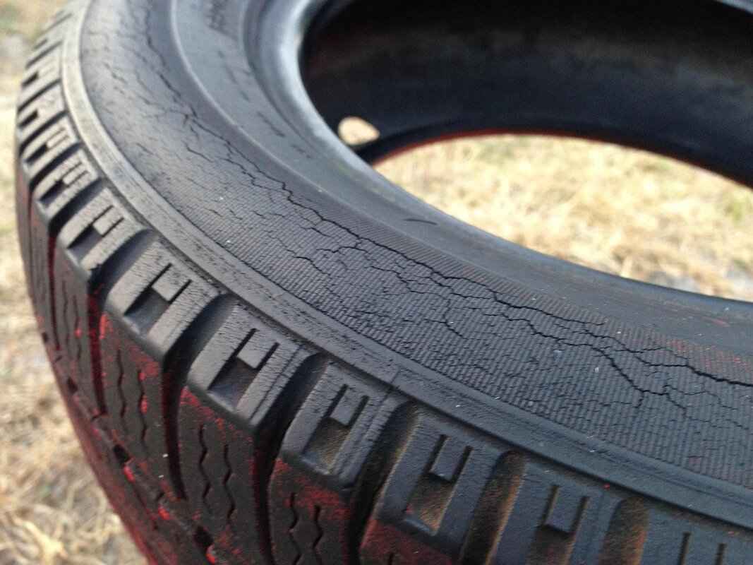How Long Does It Take to Change Tires? What to Expect 6 Common Mistakes to Avoid During Tire Changes