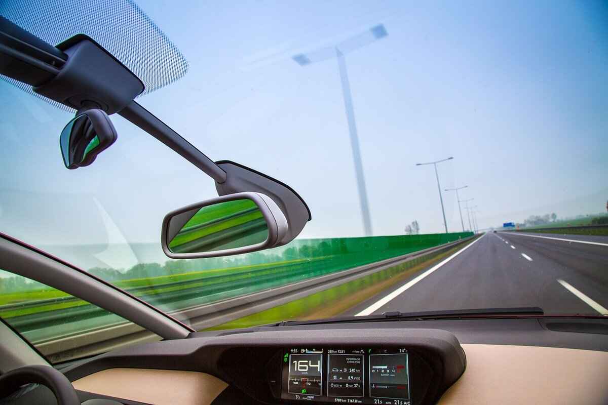 What Is the Typical Lifespan of Windshield Wipers?