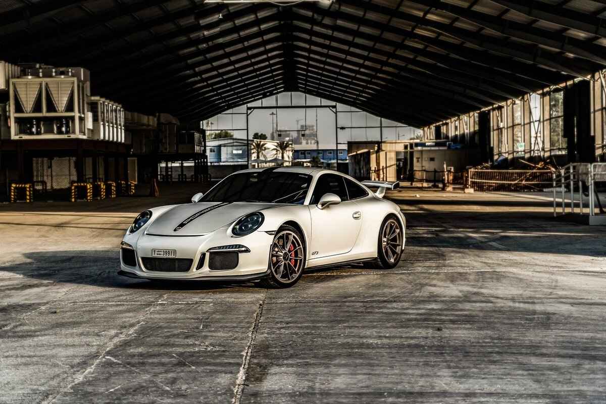 How Much Does It Cost to Repaint a Porsche Boxster? 4 Additional Costs to Consider