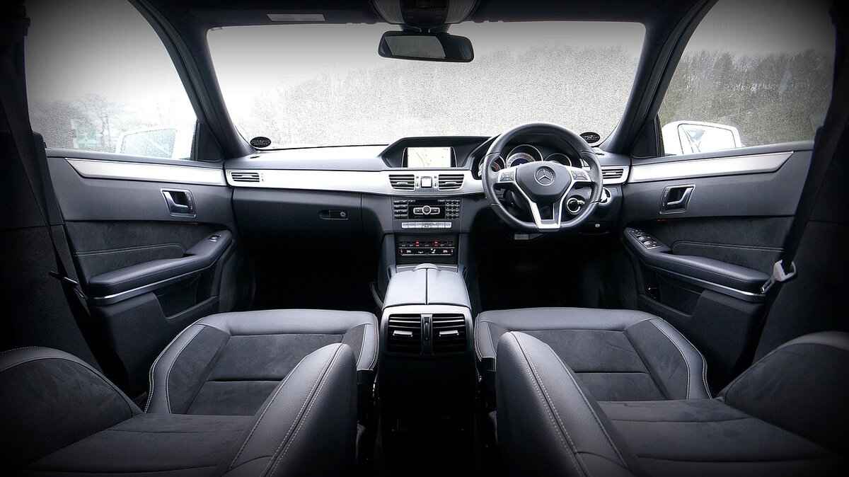 How Often Should I Replace My Windshield Wipers for Maximum Safety? 1 How Often Should You Replace Windshield Wipers?