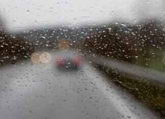 How Often Should You Change Windshield Wipers for Maximum Safety? How Often Should You Change Windshield Wipers for Maximum Safety?