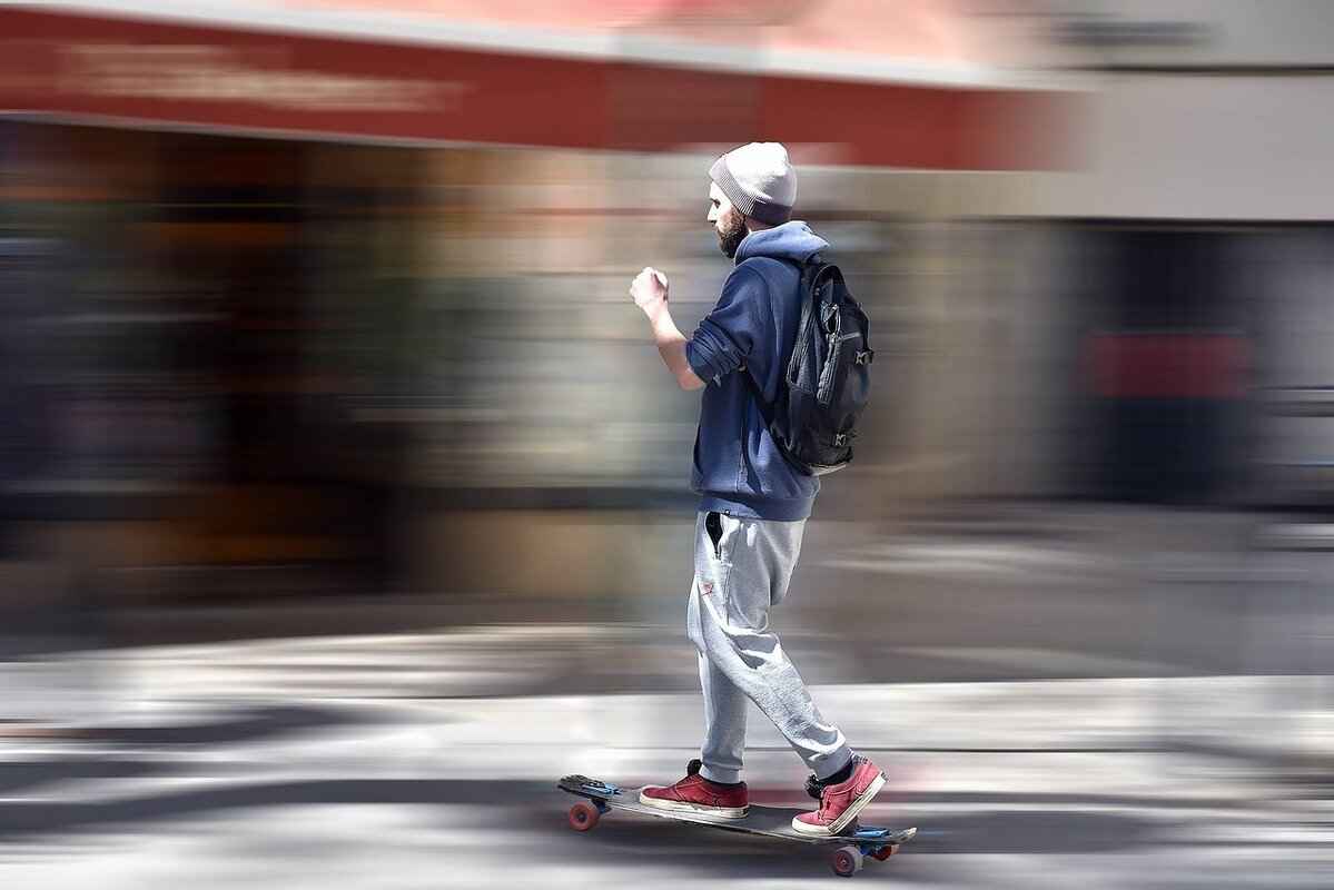 What are the Best Practices for Creating Realistic Motion Blur?