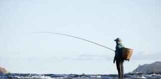 How to Attach an Action Camera to a Fishing Rod for Unique Underwater Footage How to Attach an Action Camera to a Fishing Rod for Unique Underwater Footage