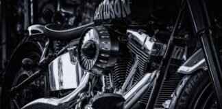 How to Attach an Action Camera to a Motorcycle Helmet (Legal & Safety Guide) How to Attach an Action Camera to a Motorcycle Helmet (Legal & Safety Guide)