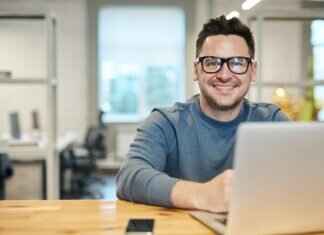 How to Balance Part-Time Remote Work and Study How to Balance Part-Time Remote Work and Study