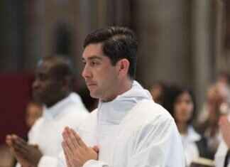How to Become a Deacon in the Catholic Church: Step-by-Step Guide How to Become a Deacon in the Catholic Church: Step-by-Step Guide