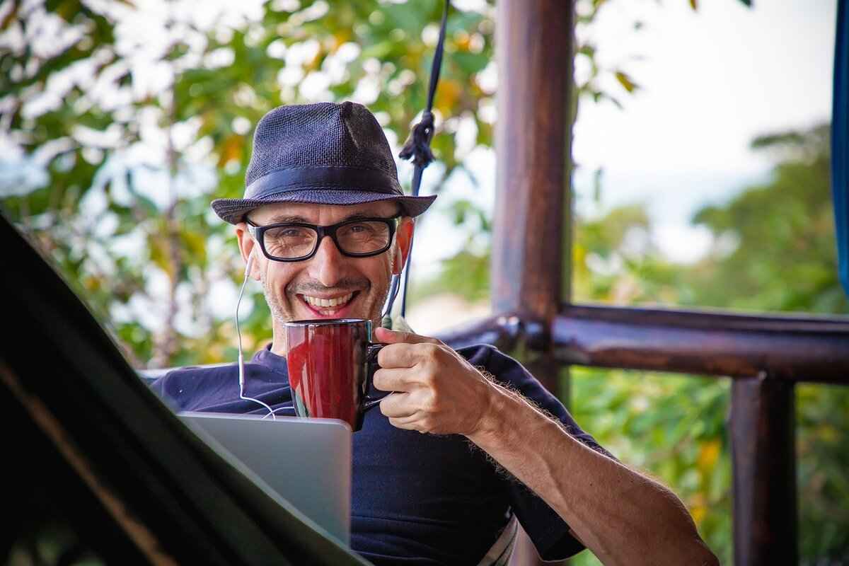 Crafting a Standout Resume and Cover Letter