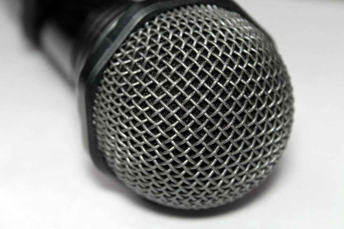 How to Capture Professional Audio on an Action Camera (Best Mic & Settings) 4 How to Reduce Wind Noise in Your Recordings?