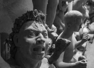 How to Celebrate Durga Puja in Kolkata and Other Parts of West Bengal How to Celebrate Durga Puja in Kolkata and Other Parts of West Bengal