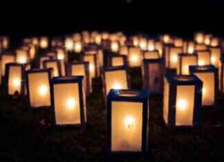 How to Clean a Night Dress Without Damaging Lace Details How to Clean a Night Dress Without Damaging Lace Details