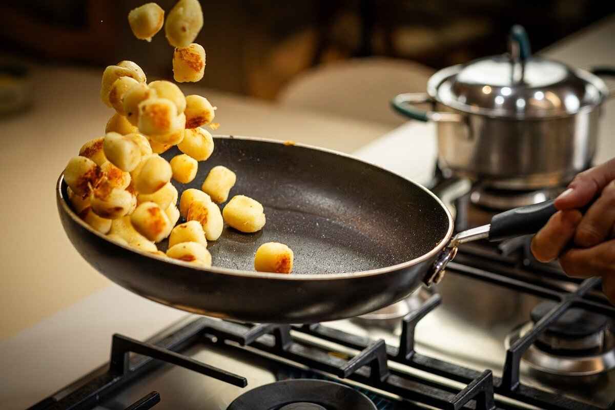 How to Cook with Cuttlefish, Squid, & Octopus 1 What Are Cuttlefish, Squid, and Octopus?