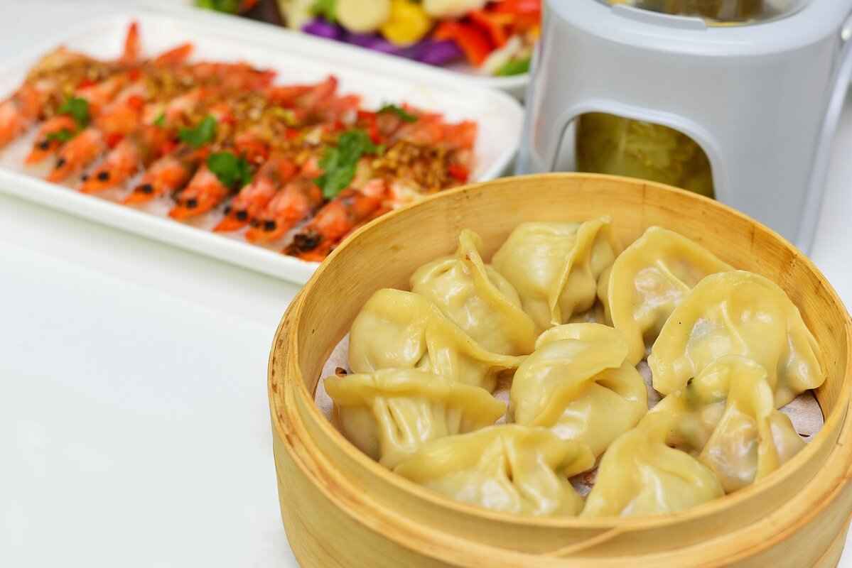 How to Eat a Balanced Vegetarian Diet with Asian Foods 3 How Can You Create Balanced Meals with Asian Flavors?